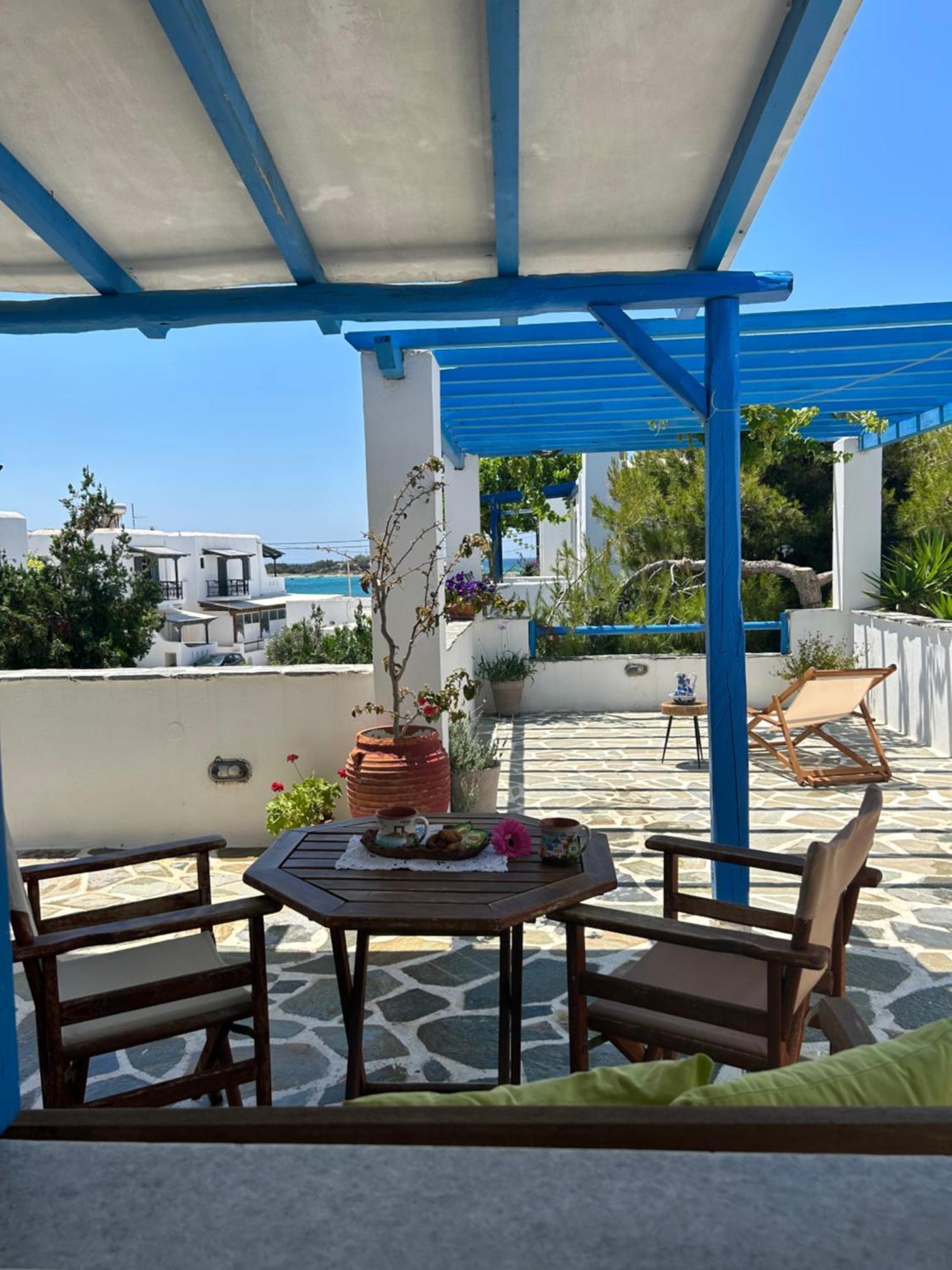 Sea View & Agia Anna (Naxos)