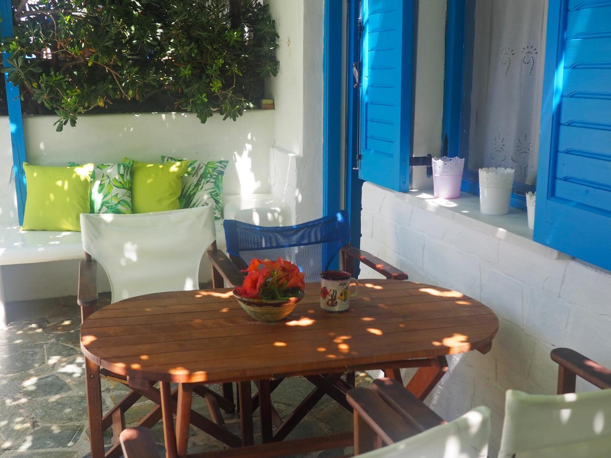 Sea View & Agia Anna (Naxos)
